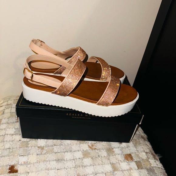 Azalea Wang Paradise Nude/ Rhinestone Sandals size 9 - Picture 3 of 7